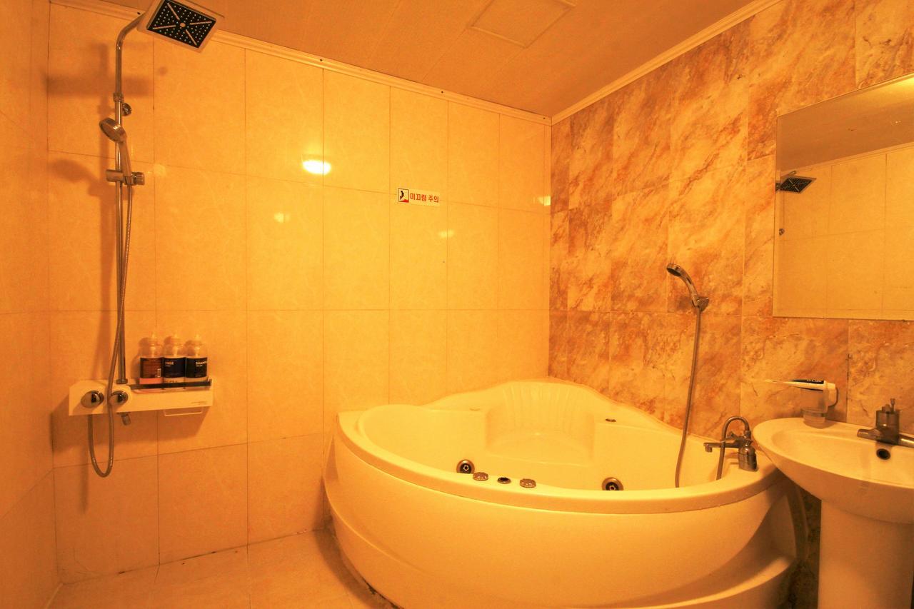 Sasang J Motel Ngoại thất bức ảnh